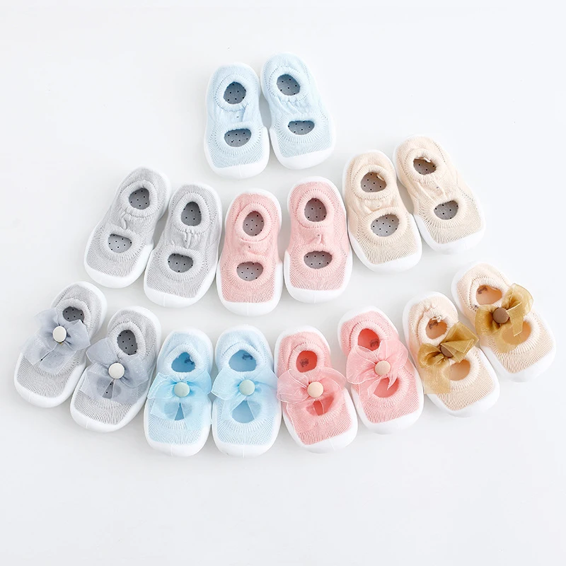 2021 New Arrival Boy Girl Star Toddler Rubber Sole Anti-slip Baby Girls Cotton Infant Soft Bottom Shoes Adorable Infant Slipper
2021 New Arrival Boy Girl Star Toddler Rubber Sole Anti-slip Baby Girls Cotton Infant Soft Bottom Shoes Adorable Infant Slipper