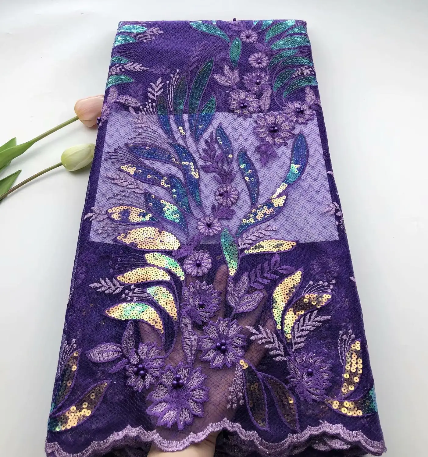 2020 Embroidered sequins Laces Fabric African sequins Lace Fabric Bridal High Quality French Tulle Lace Fabric HSNO291 
2020 Embroidered sequins Laces Fabric African sequins Lace Fabric Bridal High Quality French Tulle Lace Fabric HSNO291