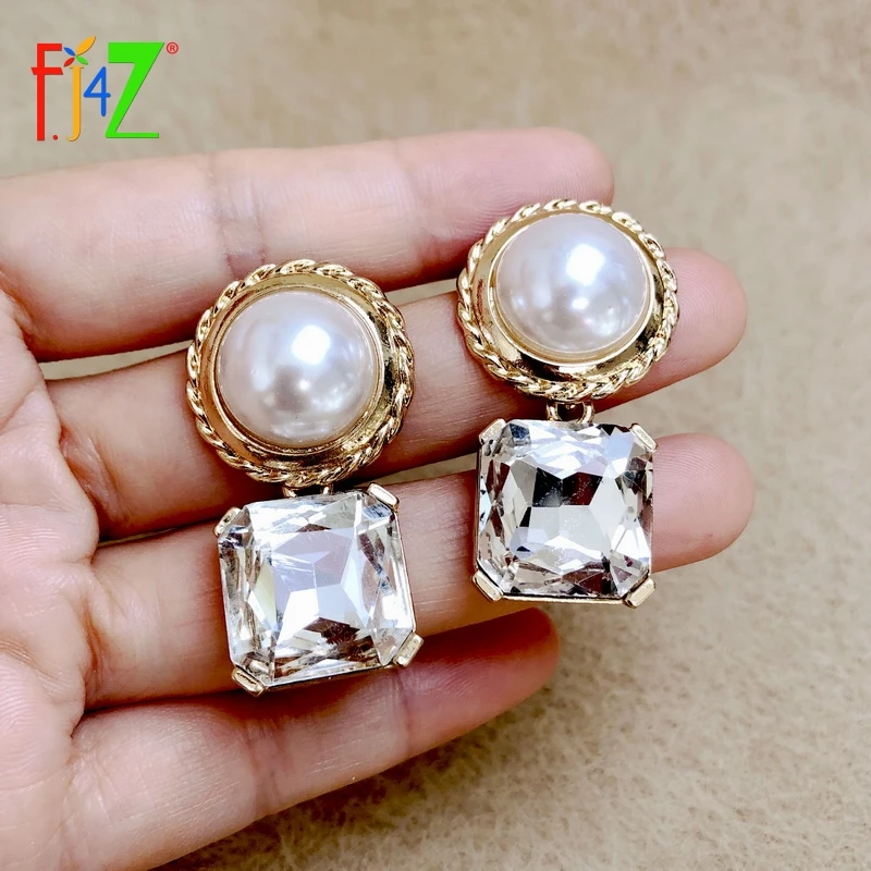 F.J4Z New Designer Women's Geometric Earrings Gorgeous Simulated Pearl Earring Square Stone Statement Earring for Party Dropship
F.J4Z New Designer Women's Geometric Earrings Gorgeous Simulated Pearl Earring Square Stone Statement Earring for Party Dropship