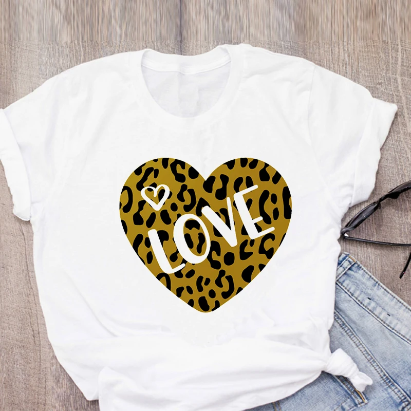 WK Plus Size Women T-Shirt Summer Leopard Heart T Shirt Women Casual White Tops Loose Short Sleeve Tshirt Camisas Mujer
WK Plus Size Women T-Shirt Summer Leopard Heart T Shirt Women Casual White Tops Loose Short Sleeve Tshirt Camisas Mujer