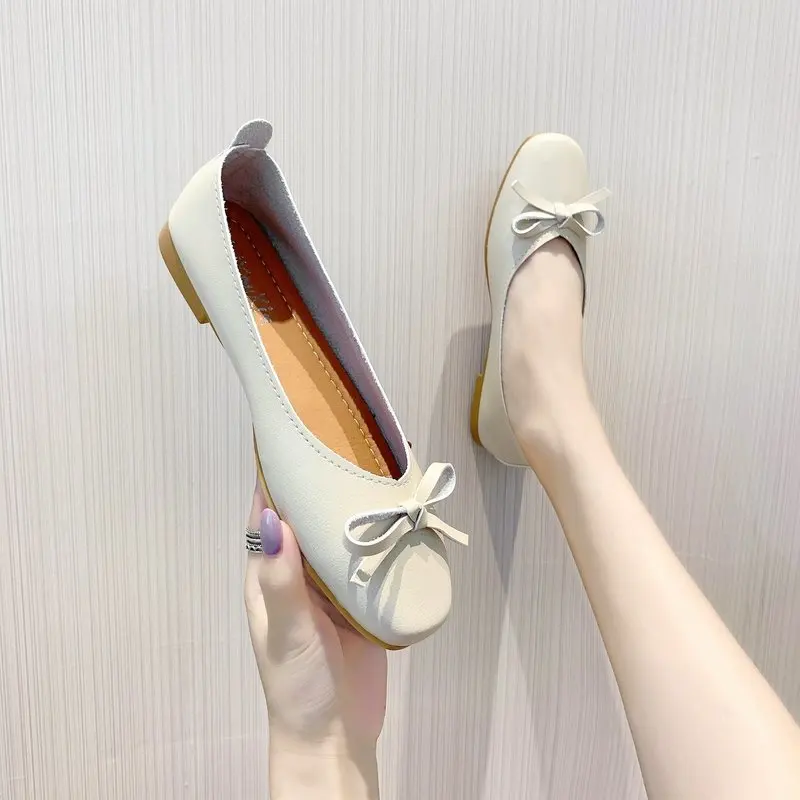 Moccasin Shoes Shallow Mouth Female Footwear Low Heels Casual Sneaker Square Toe Bow-Knot Moccasins Dress Butterfly Summer New L 
Moccasin Shoes Shallow Mouth Female Footwear Low Heels Casual Sneaker Square Toe Bow-Knot Moccasins Dress Butterfly Summer New L