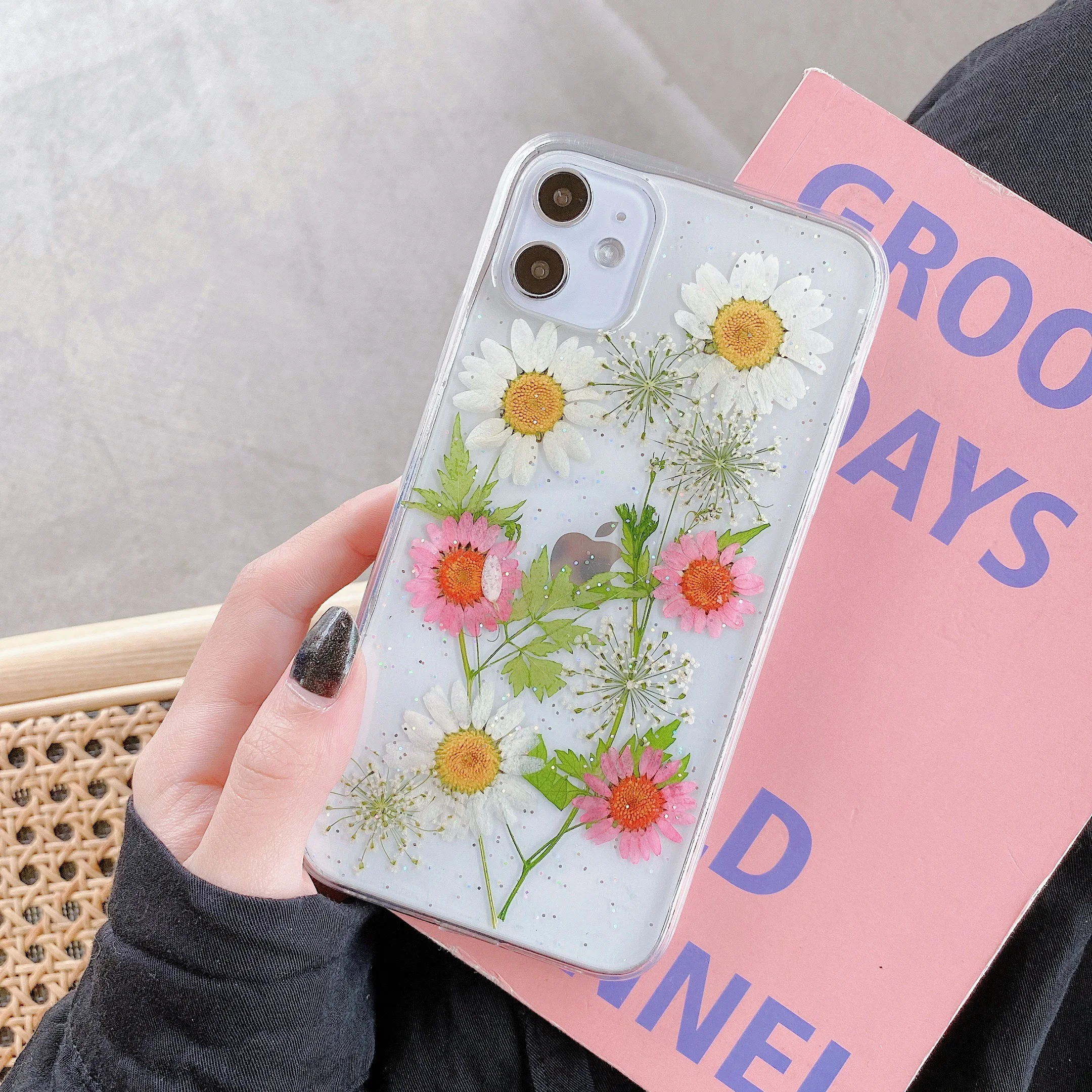 Cute Wind Chrysanthemum Shockproof Phone Case For iPhone 11 12 Pro Max 12 Mini Xs Max XR XS X Soft Clear TPU Back Cove
Cute Wind Chrysanthemum Shockproof Phone Case For iPhone 11 12 Pro Max 12 Mini Xs Max XR XS X Soft Clear TPU Back Cove