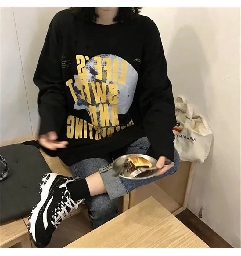 Women's Long-sleeved T-shirt Bottoming Shirt Spring and Autumn New All-match Bottoming Shirt Loose Super Fire Women's Top
Women's Long-sleeved T-shirt Bottoming Shirt Spring and Autumn New All-match Bottoming Shirt Loose Super Fire Women's Top