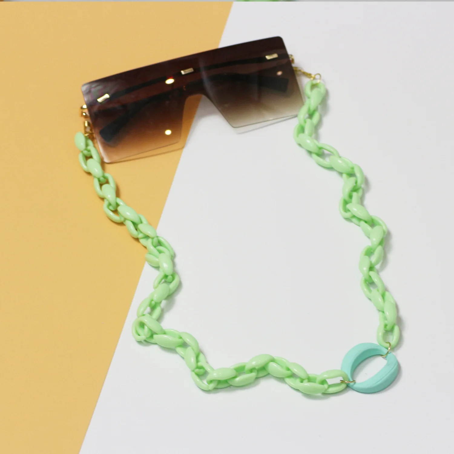 Новый дизайн, популярные аксессуары для солнцезащитных очков, оригинальные Акриловые искусственные очки для очков
Новый дизайн, популярные аксессуары для солнцезащитных очков, оригинальные Акриловые искусственные очки для очков