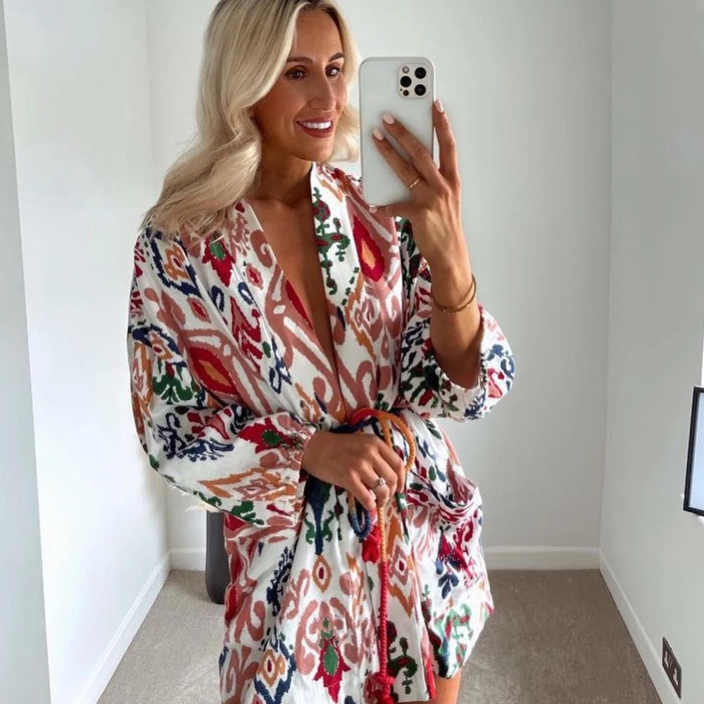 Women's Clothing Summer French Printed Long Sleeve Pockets Decorative Printed Belted Jacket Coat
Women's Clothing Summer French Printed Long Sleeve Pockets Decorative Printed Belted Jacket Coat