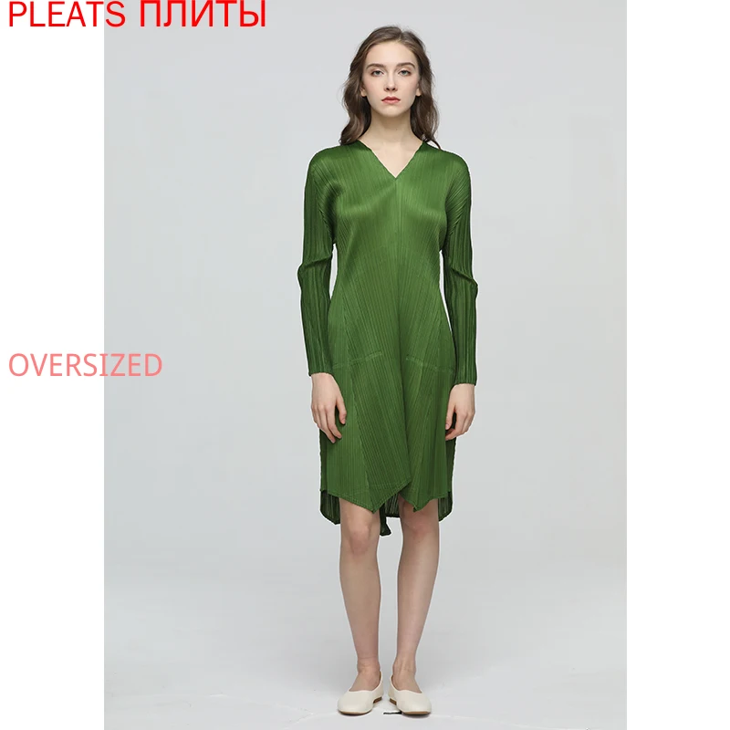 Long Sleeve MIYAKE Pleated V-neck Dress Mid-length PP Series Loose Retro Waist Niche Pleats Vestido
Long Sleeve MIYAKE Pleated V-neck Dress Mid-length PP Series Loose Retro Waist Niche Pleats Vestido