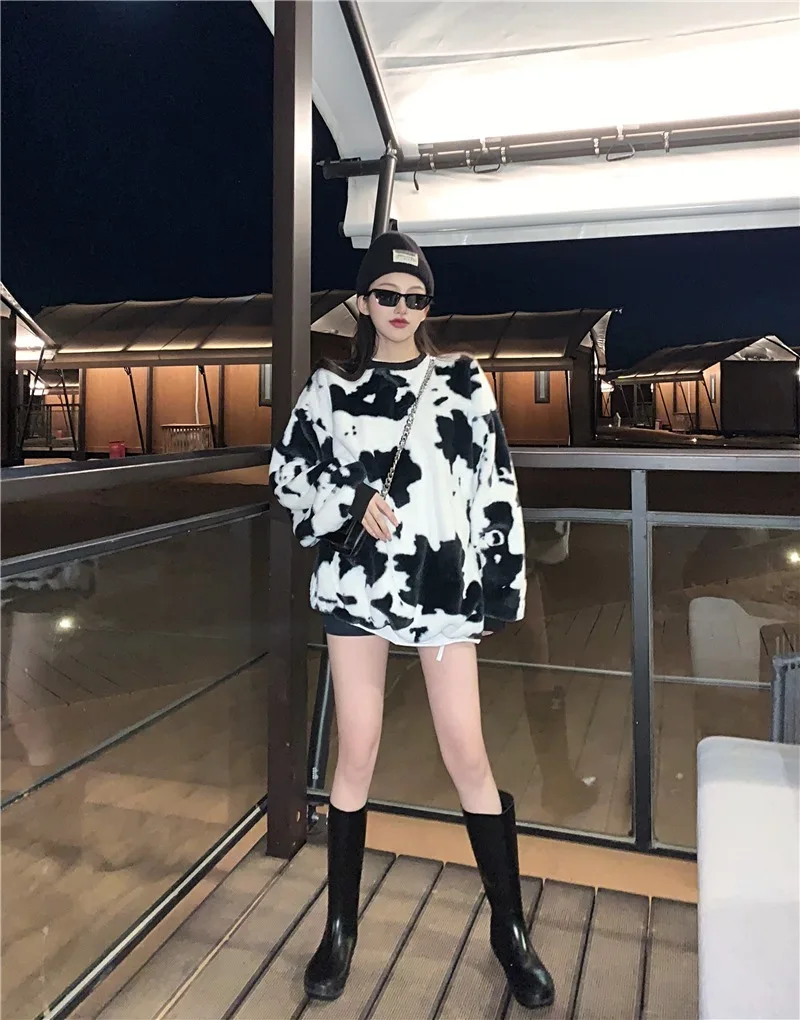 2021 Ladies Clothes Top Casual Winter Flannel Pattern Leopard Print Long Sleeve O-Neck Retro Pullover Sweatshirt Graphic Hoodie
2021 Ladies Clothes Top Casual Winter Flannel Pattern Leopard Print Long Sleeve O-Neck Retro Pullover Sweatshirt Graphic Hoodie