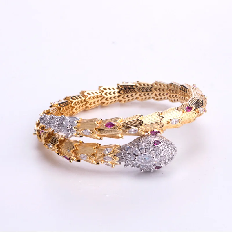 

New 2020 Red Green Eyes Gold Opening Snake Bracelet Women AAA Zircon Fashion Luxury Trend Senior Hot Sale Free Freight Classic