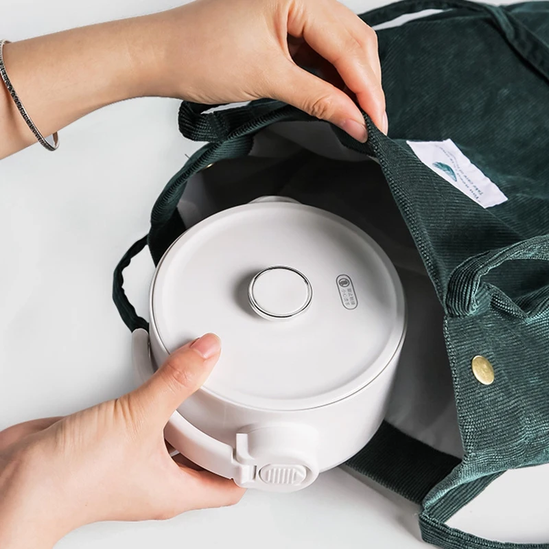 Foldable Electric Kettle 600ML Silicone Kettle Boiling Water Heater Portable for Tea Coffee Hot Drinking Travel
Foldable Electric Kettle 600ML Silicone Kettle Boiling Water Heater Portable for Tea Coffee Hot Drinking Travel