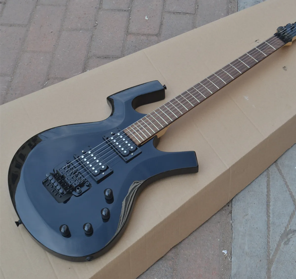Black Special Shaped Electric Guitar,Mahogany Body&Maple Neck Rosewood Fingerboard Double Wave BJ-140
Black Special Shaped Electric Guitar,Mahogany Body&Maple Neck Rosewood Fingerboard Double Wave BJ-140