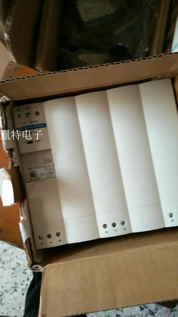 Новый оригинальный импульсный источник питания Schneider ABL7 RP2410 ABL7-017797 
Новый оригинальный импульсный источник питания Schneider ABL7 RP2410 ABL7-017797