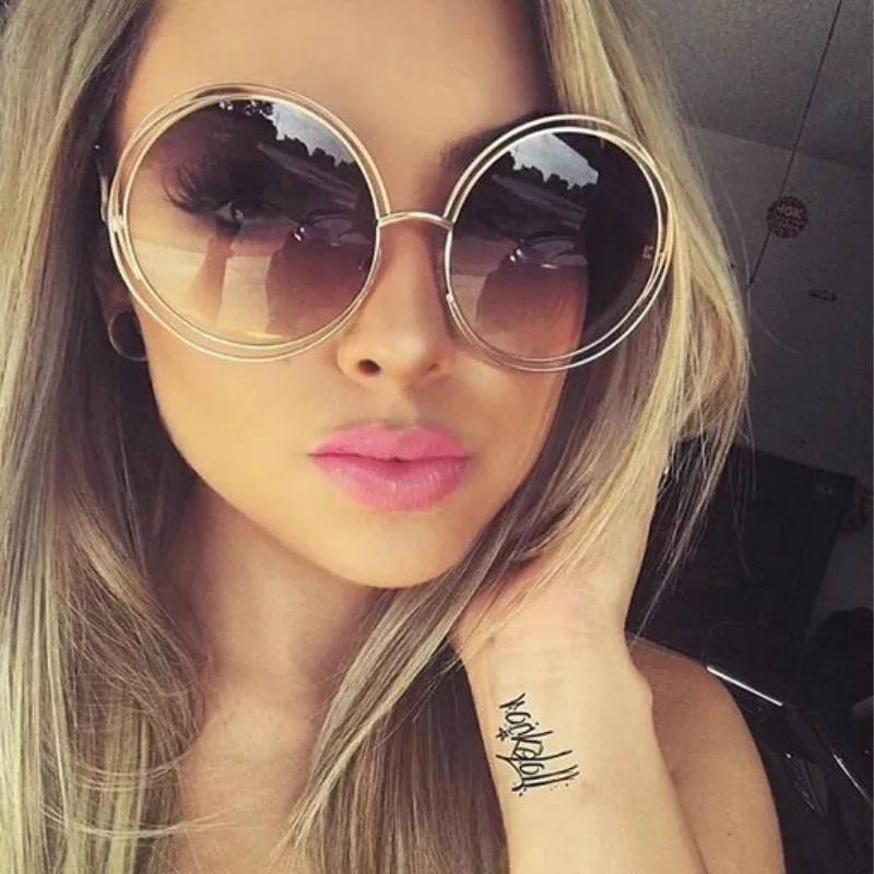 Vintage Round Big Size Oversized lens Mirror Sunglasses Women Brand Designer Metal Frame Lady Sun Glasses Lady Cool Retro
Vintage Round Big Size Oversized lens Mirror Sunglasses Women Brand Designer Metal Frame Lady Sun Glasses Lady Cool Retro