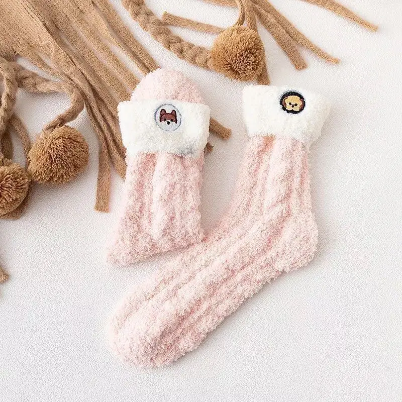 New Autumn and Winter New Harajuku Coral Velvet Floor Warm Socks 1 Pair Embroidery Dog Home Cute Socks Women's Kawaii Socks 
New Autumn and Winter New Harajuku Coral Velvet Floor Warm Socks 1 Pair Embroidery Dog Home Cute Socks Women's Kawaii Socks