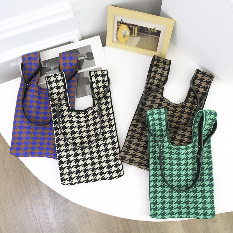 Winter Fashion Original Style Girls Shoulder Bag Large-capacity Shopping Handbags Knit Design Ladies Classic Tote
Winter Fashion Original Style Girls Shoulder Bag Large-capacity Shopping Handbags Knit Design Ladies Classic Tote