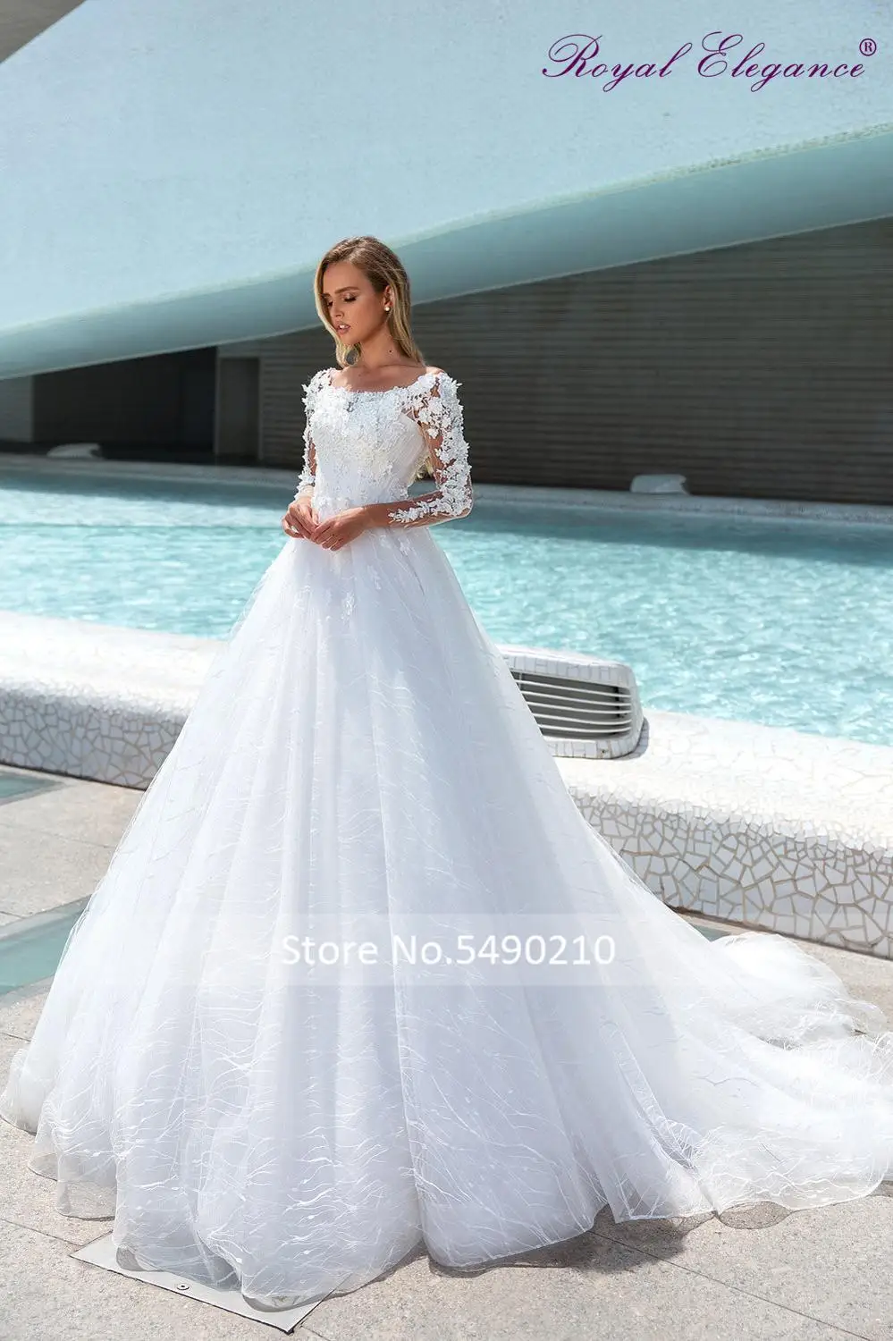 Royal Elegance Long Sleeve Beach Wedding Dresses Lace Applique Bodice Popular Bride-to-be Gowns
Royal Elegance Long Sleeve Beach Wedding Dresses Lace Applique Bodice Popular Bride-to-be Gowns