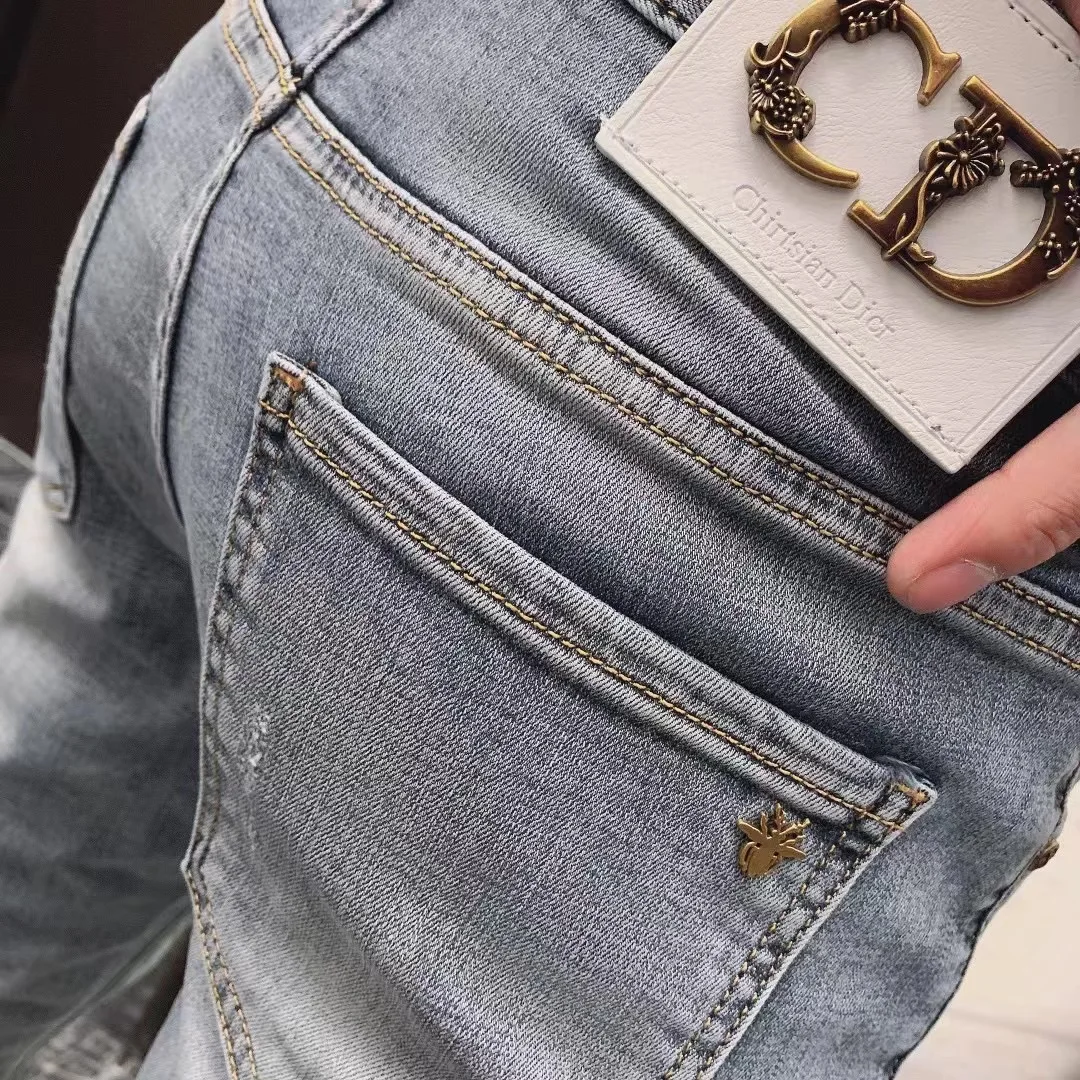 European goods spring/summer 2021 new Korean edition fashion trend heavy craft wash slim slim foot tight jeans for men
European goods spring/summer 2021 new Korean edition fashion trend heavy craft wash slim slim foot tight jeans for men