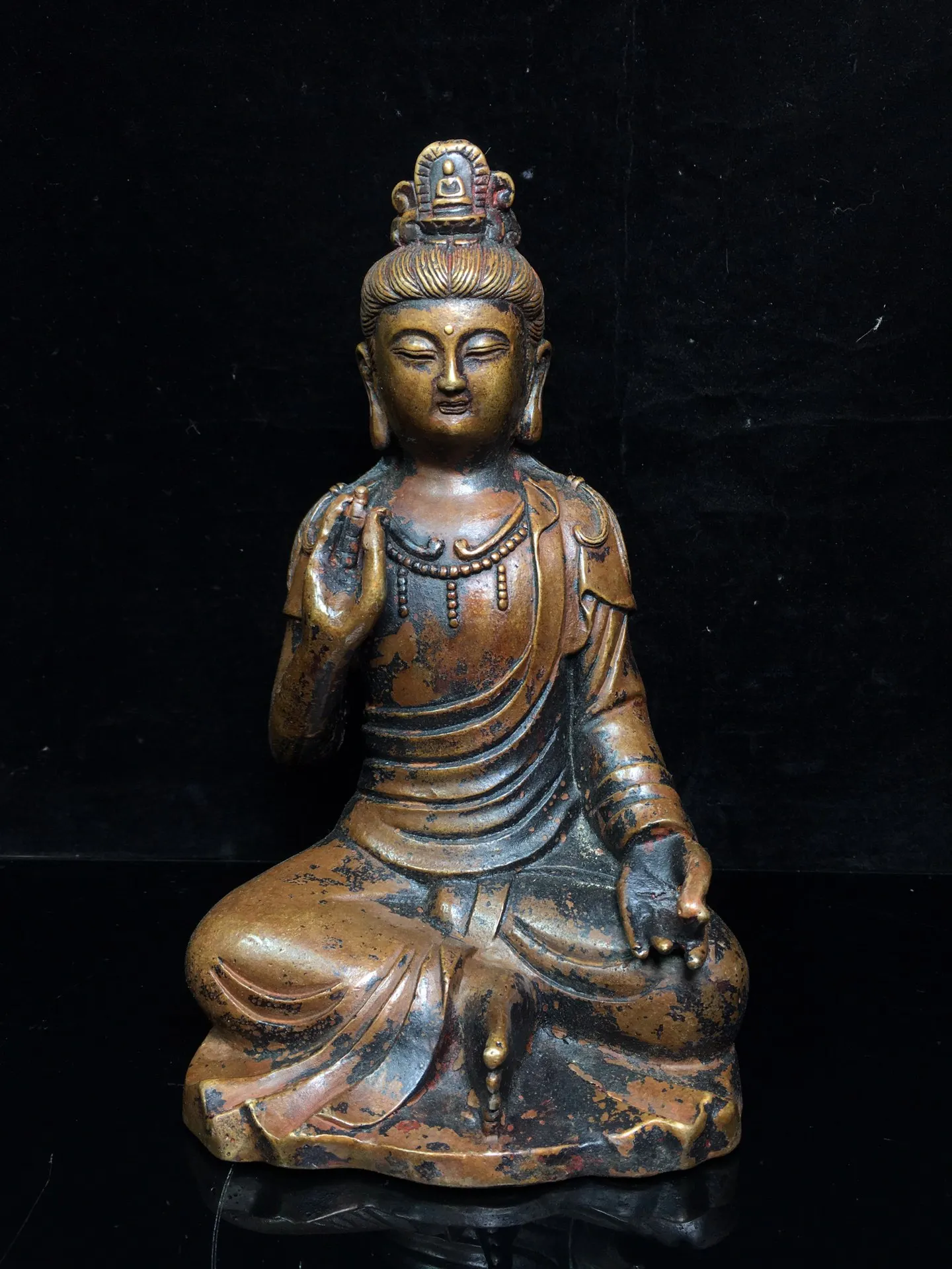 10"Chinese Folk Collection Old Bronze Cinnabar Lacquer Guanyin Bodhisattva Sitting Buddha Ornaments Town House Exorcism
10"Chinese Folk Collection Old Bronze Cinnabar Lacquer Guanyin Bodhisattva Sitting Buddha Ornaments Town House Exorcism