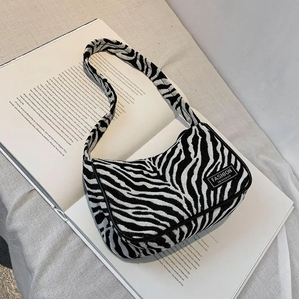 Fashion Exquisite Shopping Bag Vintage Animal Pattern Underarm Shoulder Bags Canvas Women Travel Handbags Totes
Fashion Exquisite Shopping Bag Vintage Animal Pattern Underarm Shoulder Bags Canvas Women Travel Handbags Totes