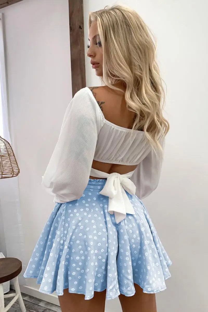 2021 European and American Women's Ins Wind Pleated Skirt Small Daisy Print Short Skirt Urban Casual Sexy Simple Mini Skirt
2021 European and American Women's Ins Wind Pleated Skirt Small Daisy Print Short Skirt Urban Casual Sexy Simple Mini Skirt