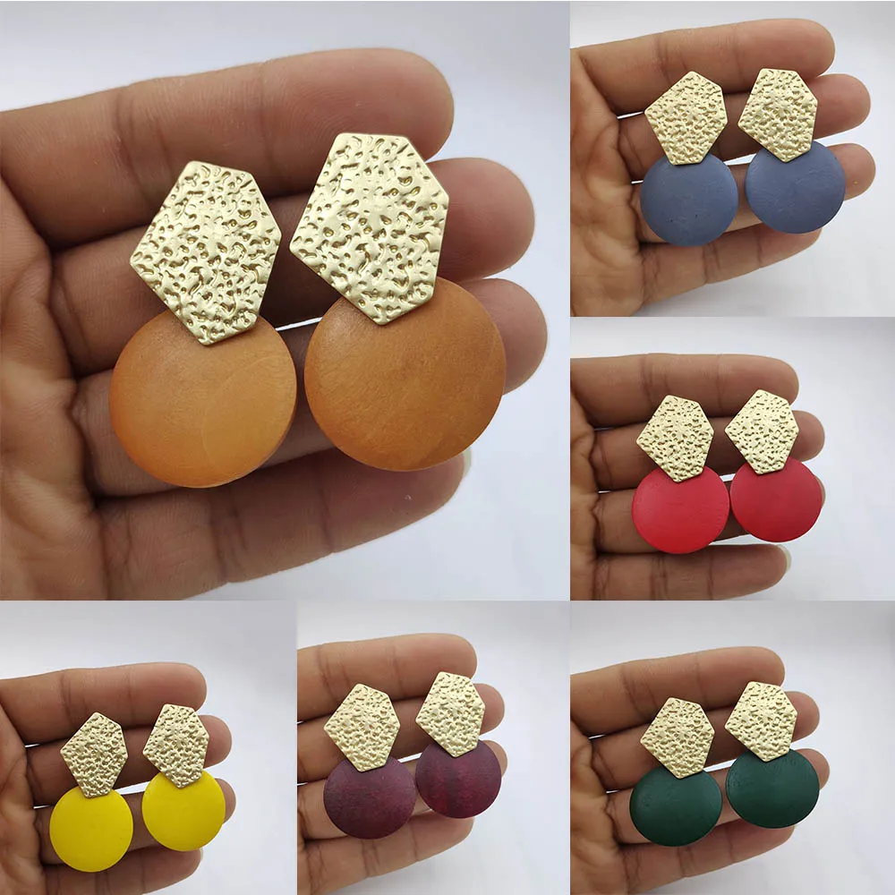 Unique Round Wood Pendant Earings Fashion Jewelry 2021 New Hot Matte Vintage Geometry Dangle Earrings for Women
Unique Round Wood Pendant Earings Fashion Jewelry 2021 New Hot Matte Vintage Geometry Dangle Earrings for Women
