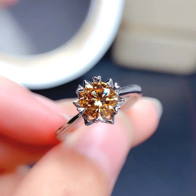 MDINA Yellow Moissanite Ring 1CT VVS 6.5MM Lab Fine Jewelry for Women Wdding Gift Real 925 Sterling Silver with Certificate
MDINA Yellow Moissanite Ring 1CT VVS 6.5MM Lab Fine Jewelry for Women Wdding Gift Real 925 Sterling Silver with Certificate