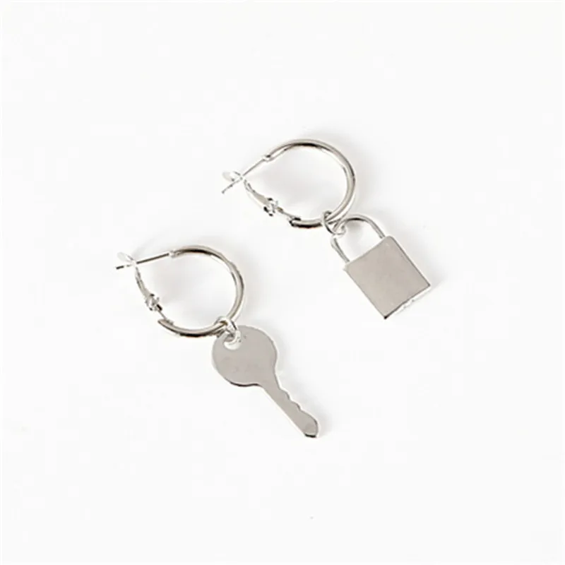 Asymmetric Earrings Fashion Classic Geometric Women Dangle Earrings Key Lock Earrings Wedding Party Bridal Fringed Jewelry Gift
Asymmetric Earrings Fashion Classic Geometric Women Dangle Earrings Key Lock Earrings Wedding Party Bridal Fringed Jewelry Gift