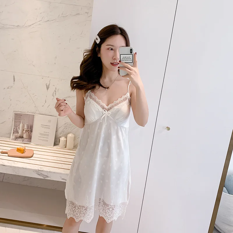 Summer Sexy Embroidery Lace Trim Satin Women Sleepwear Robe Nightdress 2PCS Nightgown Lady Brides Bridesmaid Wedding Robe Gown
Summer Sexy Embroidery Lace Trim Satin Women Sleepwear Robe Nightdress 2PCS Nightgown Lady Brides Bridesmaid Wedding Robe Gown