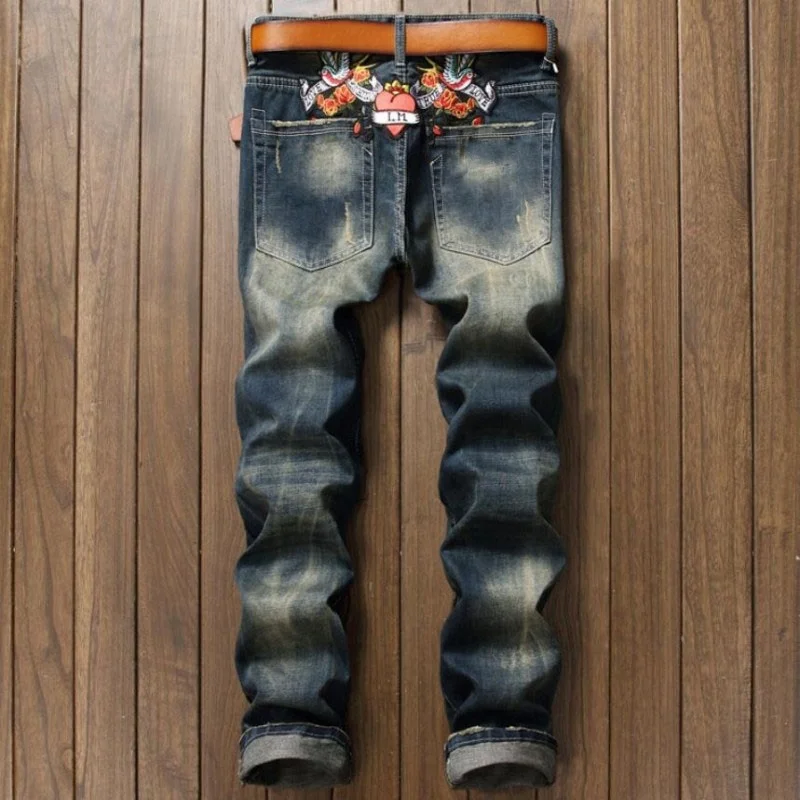 Big size 28-38 New Blue Jeans Men Fashion Floral Embroidery Slim Fit Straight Jeans Hombre Casual Flower Pattern Punk Jeans
Big size 28-38 New Blue Jeans Men Fashion Floral Embroidery Slim Fit Straight Jeans Hombre Casual Flower Pattern Punk Jeans