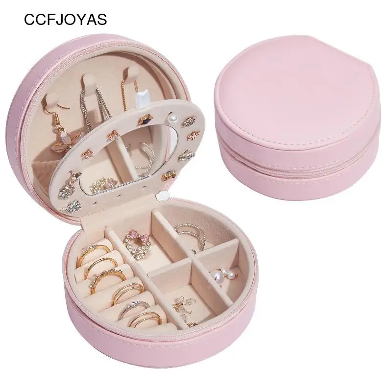 CCFJOYAS Портативный PU свежие и простые серьги шкатулка для ювелирных изделий маленькие серьги кольцо многофункциональная шкатулка для хранен...
CCFJOYAS Портативный PU свежие и простые серьги шкатулка для ювелирных изделий маленькие серьги кольцо многофункциональная шкатулка для хранен...
