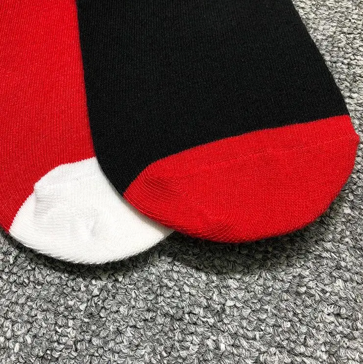 TB THOM BULUO TB Brand Socks Men Women Cotton White Stripes Casual Crew Socks Middle Tube socks Ins 3 Pairs
TB THOM BULUO TB Brand Socks Men Women Cotton White Stripes Casual Crew Socks Middle Tube socks Ins 3 Pairs