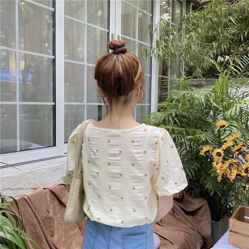 Women Blouses Square-collar Summer Lace-up Printed Daisy Sweet Girls Tops Shirts Korean Style Chic Casual Stylish Simple Elegant
Women Blouses Square-collar Summer Lace-up Printed Daisy Sweet Girls Tops Shirts Korean Style Chic Casual Stylish Simple Elegant