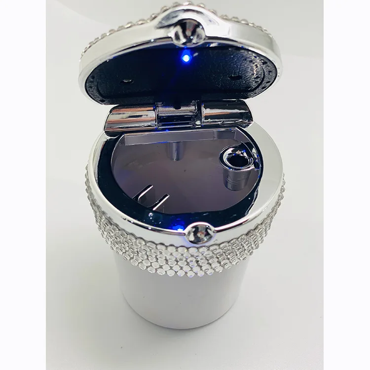 Rhinestone-studded High-end Electronic Ashtray Full of Diamonds Electronic Car Ashtray Diamond-studded Car Accessories
Rhinestone-studded High-end Electronic Ashtray Full of Diamonds Electronic Car Ashtray Diamond-studded Car Accessories