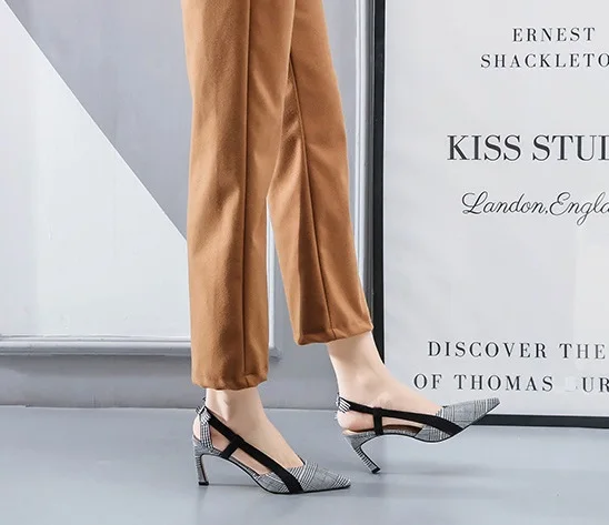 2020 Summer Autumn Pointed Houndstooth High Heels Sandals Ankle Strap With Bow Office Sweet Style
2020 Summer Autumn Pointed Houndstooth High Heels Sandals Ankle Strap With Bow Office Sweet Style