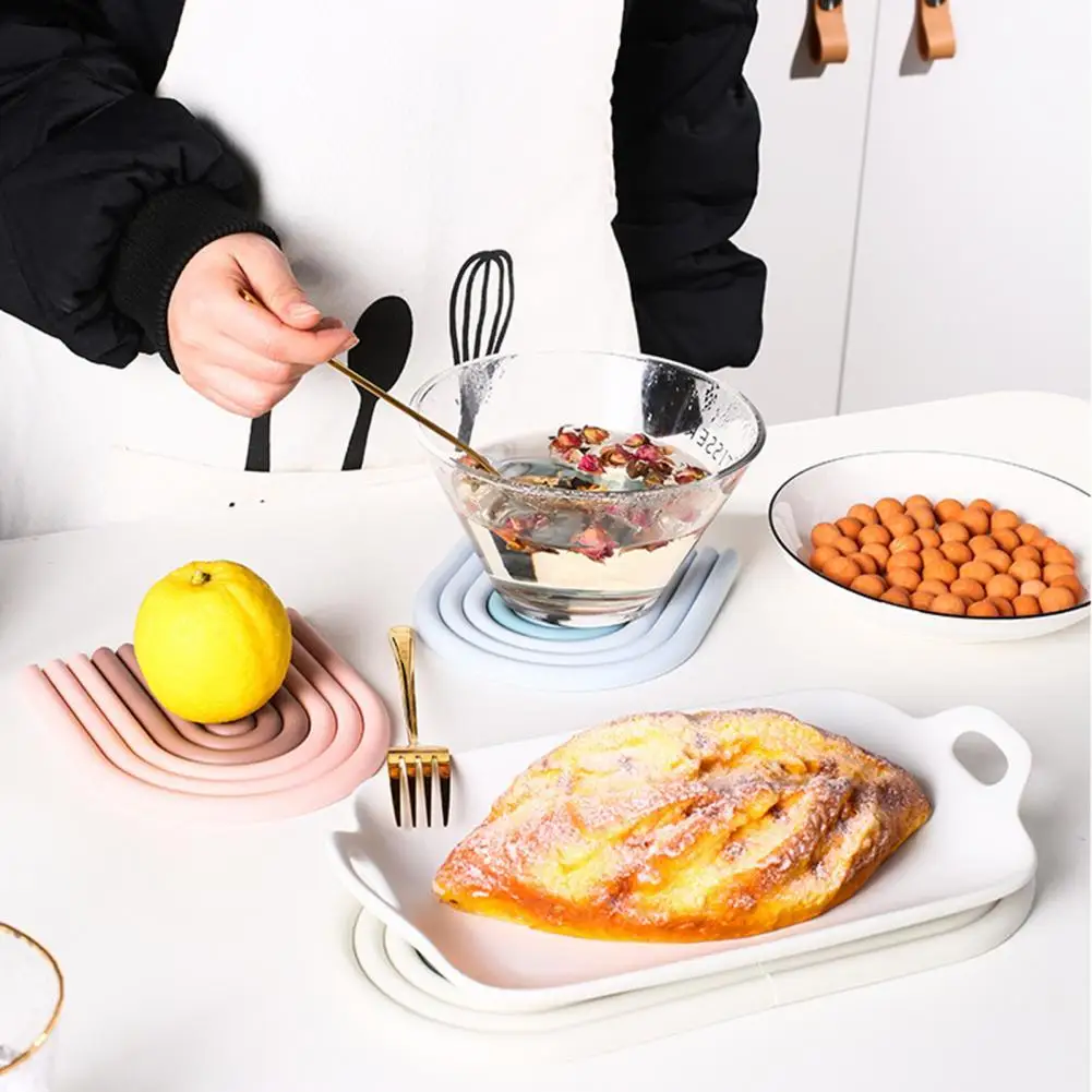 Beautiful Place Mat Flexible Minimalist Reusable Practical Cup Coaster Cup Coaster Bowl Mat
Beautiful Place Mat Flexible Minimalist Reusable Practical Cup Coaster Cup Coaster Bowl Mat