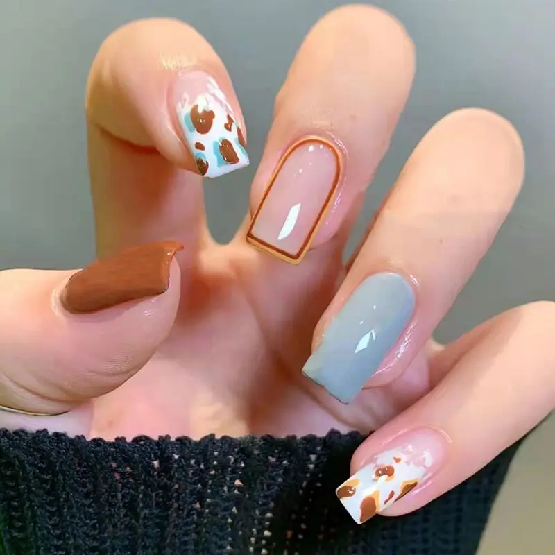 24pcs Middle Long Fake Nails with Glue Detachable Mixed Coffee Leopard False Nails Manicure Artificial Full Nail Decal Art Tips
24pcs Middle Long Fake Nails with Glue Detachable Mixed Coffee Leopard False Nails Manicure Artificial Full Nail Decal Art Tips