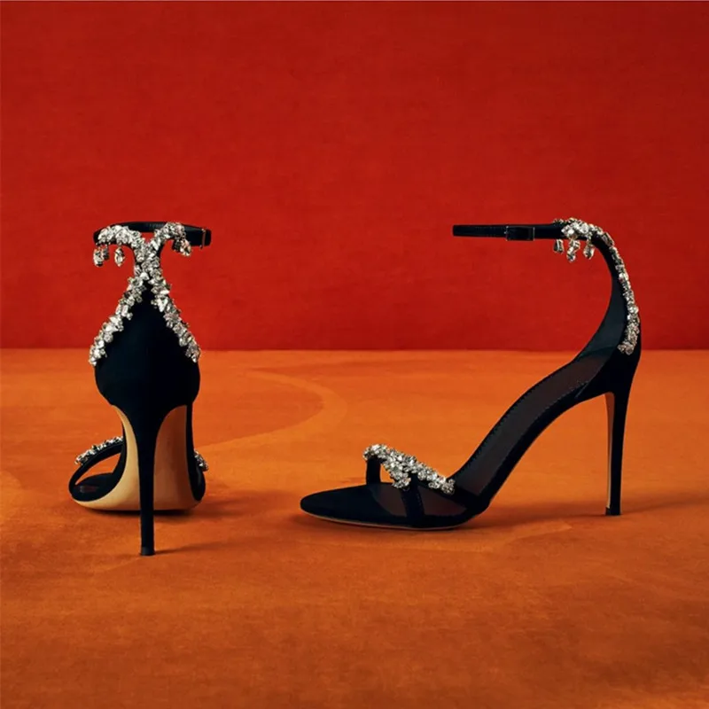 New Rhinestone Chain One Word Sandals Women Stiletto Black Sexy Open Toe High Heels Women Shoes Pumps
New Rhinestone Chain One Word Sandals Women Stiletto Black Sexy Open Toe High Heels Women Shoes Pumps