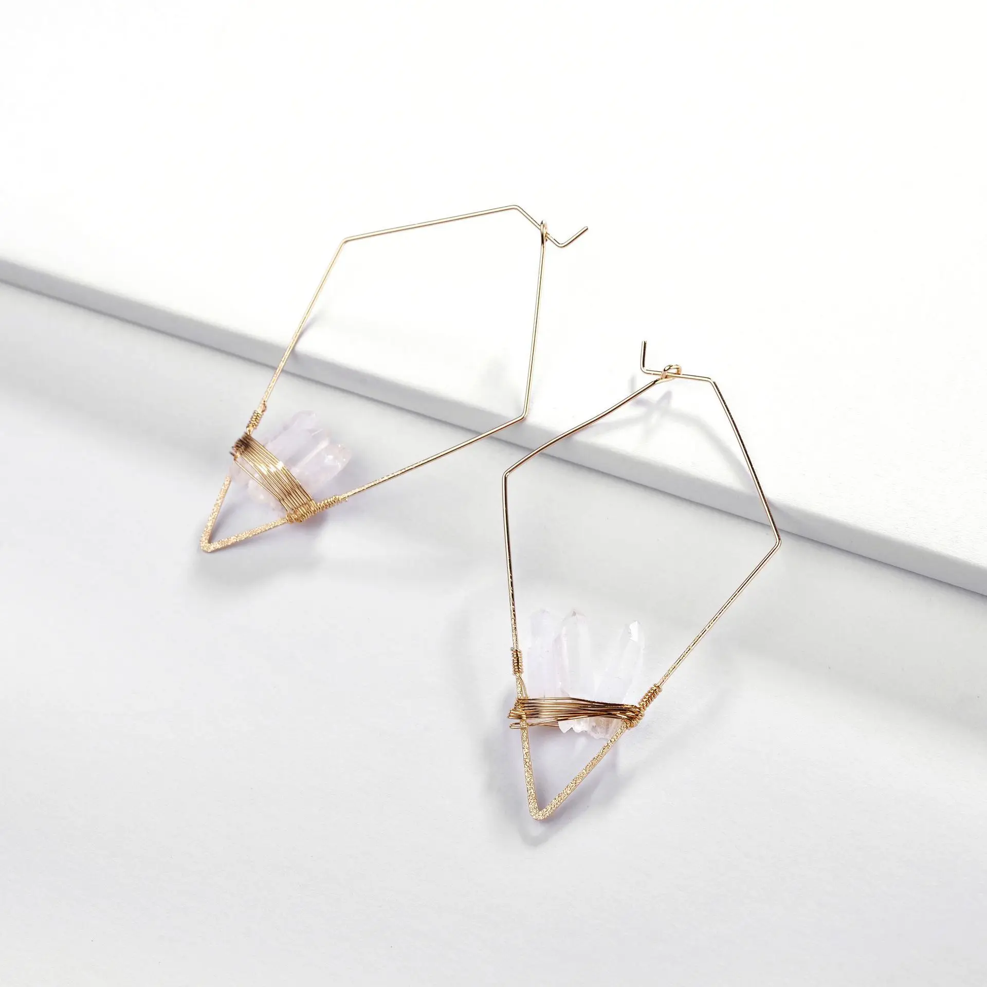 wing yuk tak Irregular Natural Stone Hoop Earrings For Women Fashion Vintage Hiphop Party Statement Earrings
wing yuk tak Irregular Natural Stone Hoop Earrings For Women Fashion Vintage Hiphop Party Statement Earrings