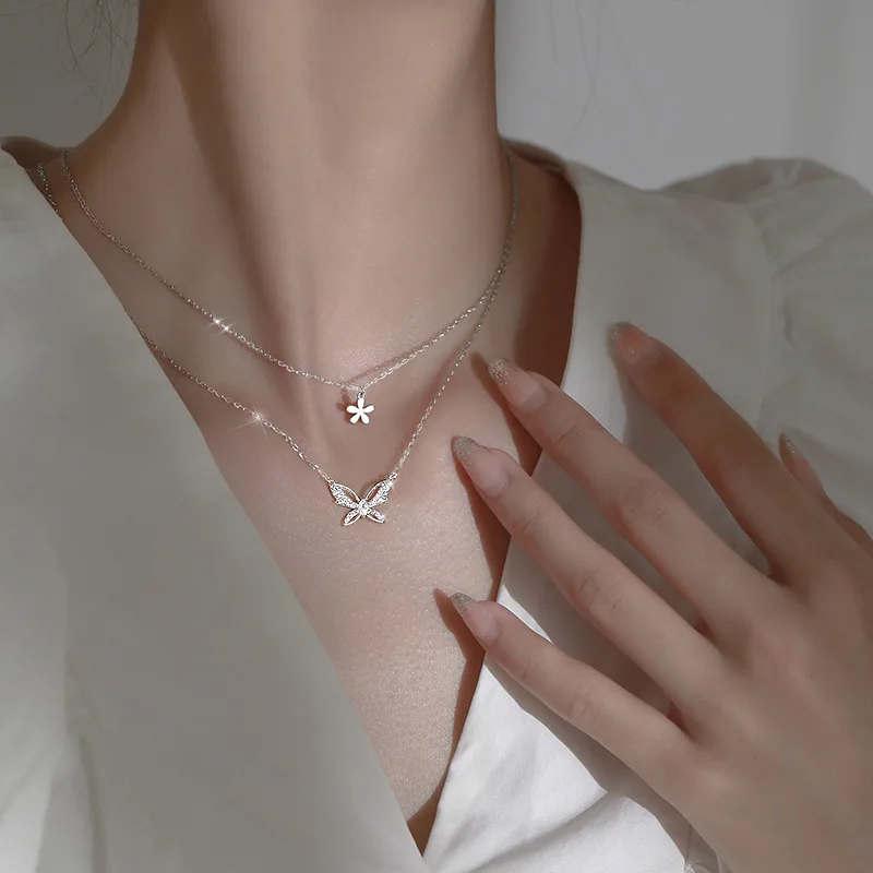 Hot Women's 925 Sterling Silver Multi Layer Butterfly Flower Chokers Necklaces Jewelry Clear Cubic Zirconia Clavicle Chain 
Hot Women's 925 Sterling Silver Multi Layer Butterfly Flower Chokers Necklaces Jewelry Clear Cubic Zirconia Clavicle Chain