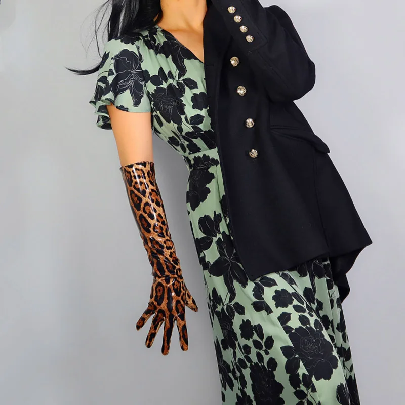 Leopard Long Gloves 50cm Female Faux Leather Bright Patent Leather Women Leather Gloves Brown Leopard Slim Hand WPU288
Leopard Long Gloves 50cm Female Faux Leather Bright Patent Leather Women Leather Gloves Brown Leopard Slim Hand WPU288