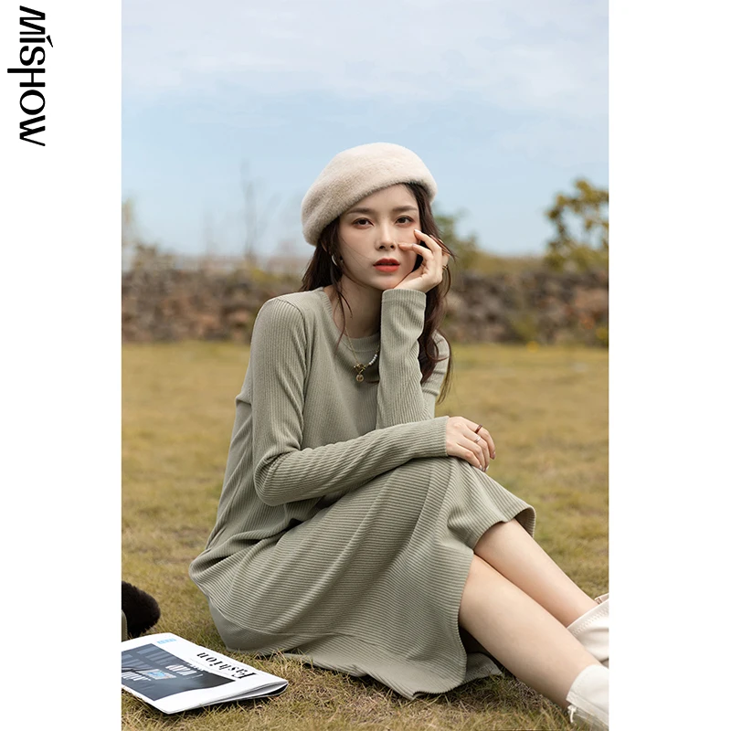 MISHOW 2021 Winter Knitted Dress For Women Elegant Comfortable Long Sweater dresses Female Robe MXA44L0483
MISHOW 2021 Winter Knitted Dress For Women Elegant Comfortable Long Sweater dresses Female Robe MXA44L0483