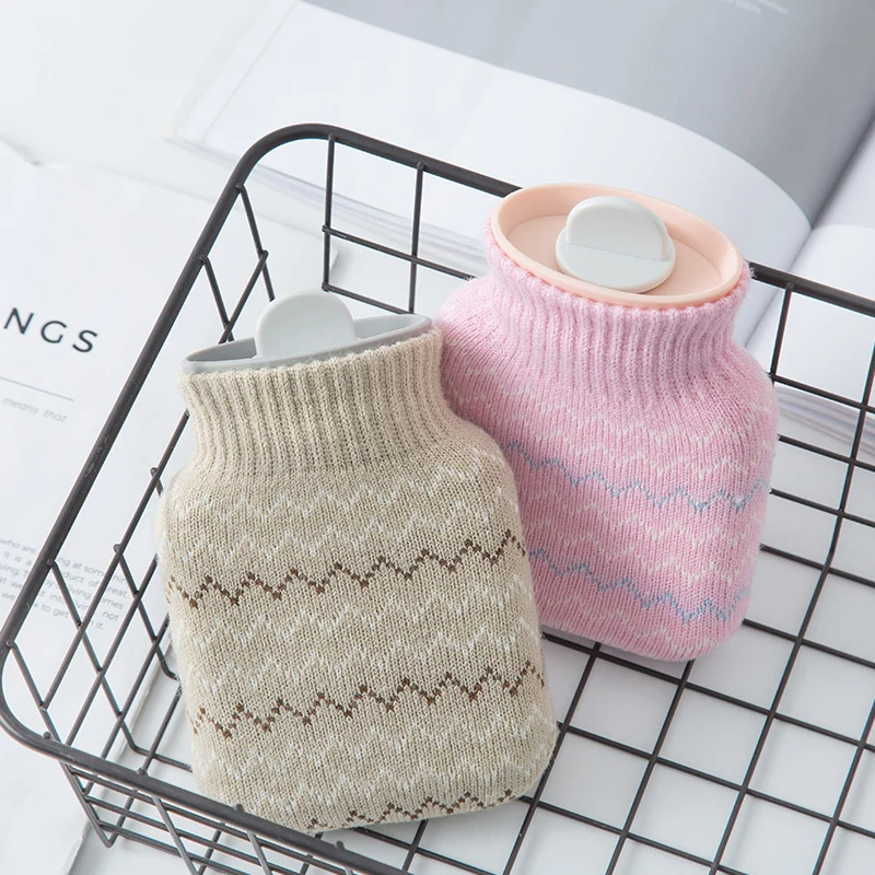 Portable Silicone Hot Water Bag Small Knitted Girls Hot Water Bag Reusable Free Shipping Calienta Manos Household Items EA6RSD 
Portable Silicone Hot Water Bag Small Knitted Girls Hot Water Bag Reusable Free Shipping Calienta Manos Household Items EA6RSD
