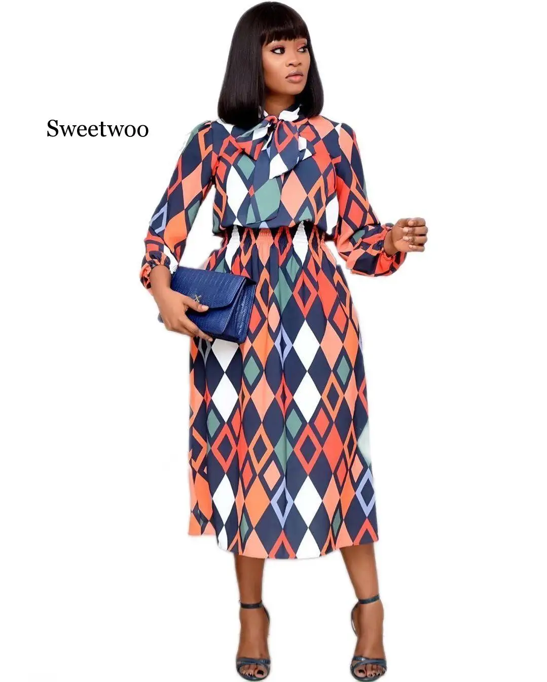 Women Printed Dresses Mid-Calf Long Lantern Sleeves Pleated with Bowtie Collar Elastic Waist Fashion Vestidos Female New
Women Printed Dresses Mid-Calf Long Lantern Sleeves Pleated with Bowtie Collar Elastic Waist Fashion Vestidos Female New