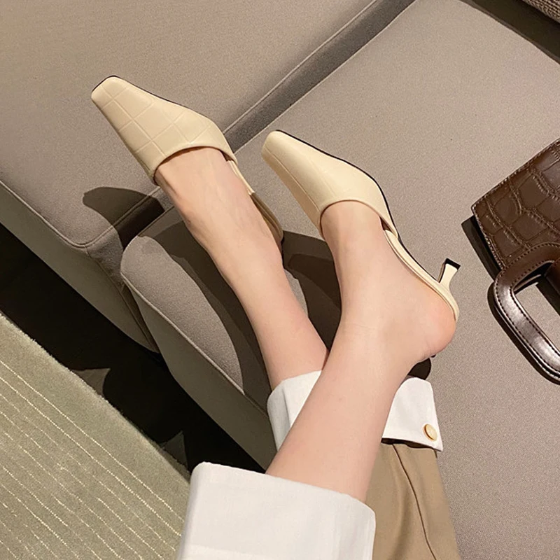 2021 Women Slippers Spring Thin High Heels Slides Sandals Shoes For Woman Fashion Slip On Mules Female Elegant Heel Slippers
2021 Women Slippers Spring Thin High Heels Slides Sandals Shoes For Woman Fashion Slip On Mules Female Elegant Heel Slippers