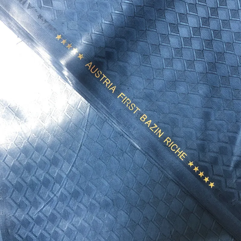 10 ярдов самая популярная морская парча ткань 100% хлопок bazin riche 2020 Африканский Базен riche Ткань Высокое качество
10 ярдов самая популярная морская парча ткань 100% хлопок bazin riche 2020 Африканский Базен riche Ткань Высокое качество