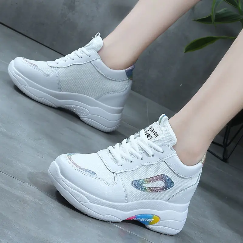 2020 New Heels 5cm Leather Women's High Platform Sneakers Spring Warm Shoes increased height 2cm Chunky Dad Sneakers 
2020 New Heels 5cm Leather Women's High Platform Sneakers Spring Warm Shoes increased height 2cm Chunky Dad Sneakers