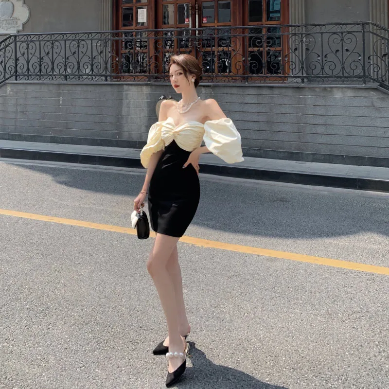 2021 Summer Dress Women Elegant Vintage Sexy One Shoulder Puff Sleeve Patchwork Dress Office Lady One Piece Dress Korea Design
2021 Summer Dress Women Elegant Vintage Sexy One Shoulder Puff Sleeve Patchwork Dress Office Lady One Piece Dress Korea Design