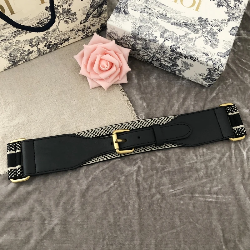 Fashion letter elastic waist cover fashion show star same rubber belt coat sweater bundle elastic belt width
Fashion letter elastic waist cover fashion show star same rubber belt coat sweater bundle elastic belt width