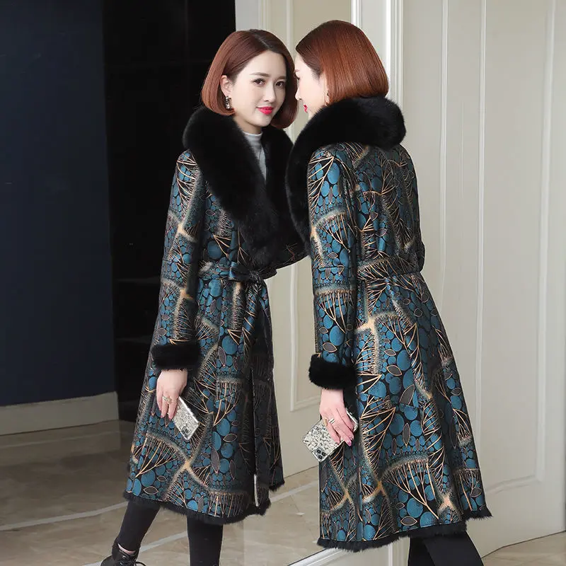 2021 New Women's Autumn And Winter Fur Coat, Ladies Printed Fur, Warm Mink Coat Plus Velvet Thickening
2021 New Women's Autumn And Winter Fur Coat, Ladies Printed Fur, Warm Mink Coat Plus Velvet Thickening