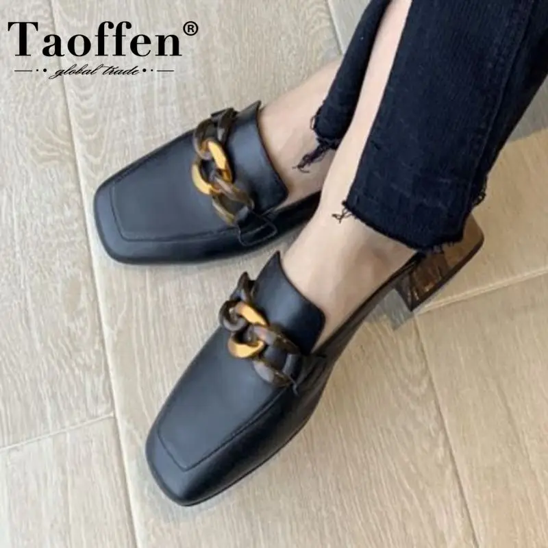 Taoffen Women Sandals Shoes Real Leather Square Toe Thick Heel Chain Decoration Slip On Shoes Elegant Shoes Female Size 34-43
Taoffen Women Sandals Shoes Real Leather Square Toe Thick Heel Chain Decoration Slip On Shoes Elegant Shoes Female Size 34-43