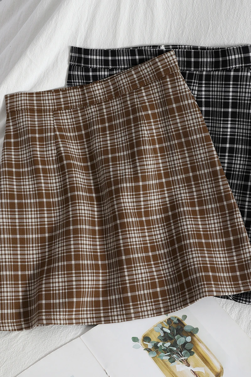 Hit The Color Grid Fashion Hip Skirt Women's Spring New Show Thin Skirt Korean Version of The High-waisted A- Skirt
Hit The Color Grid Fashion Hip Skirt Women's Spring New Show Thin Skirt Korean Version of The High-waisted A- Skirt